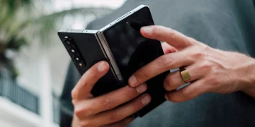 foldable phones get smarter new hinge designs promise enhanced durability and crease reduction