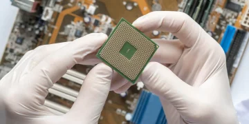 googles willow chip achieves key milestone in quantum error correction